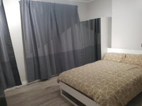 Отель Court Road House  Кардифф
